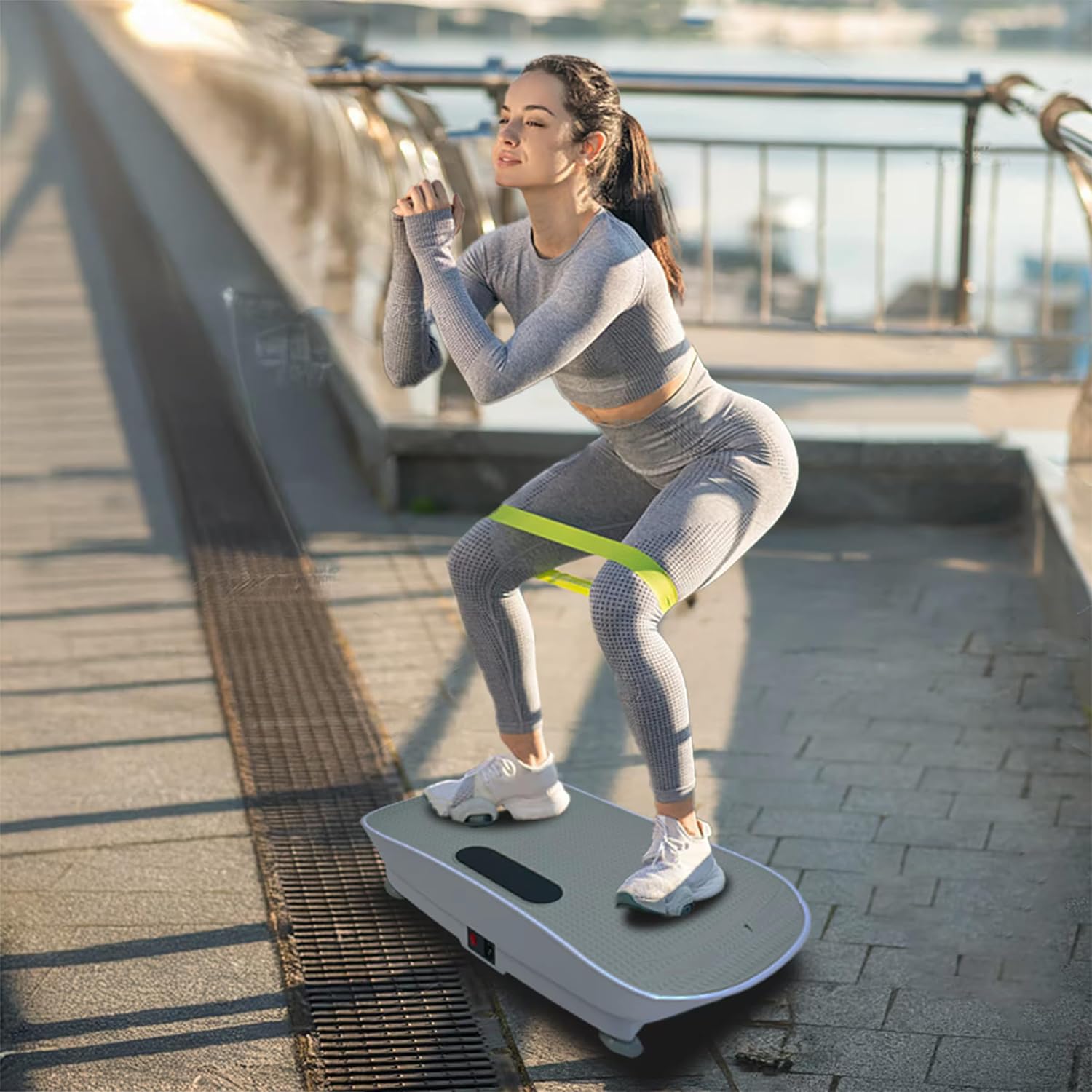 Silent Vibration Plate by [Brand Name] - Effective Exercise Machine for Weight Loss | Compact Design