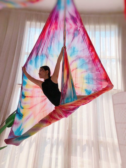 F.Life Aerial Yoga Hammock 6.5 yards Premium Aerial Sling Silk Fabric Yoga Swing for Antigravity Inversion Include Daisy Chain,Carabiner and Pose Guide (Mandala)