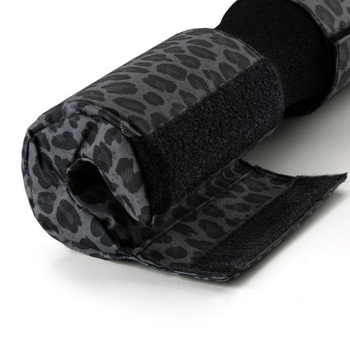 Fitgriff® Barbell Hip Thrust Pad for Squats, Lunges & Glute Bridges – Weightlifting Cushion for Neck & Shoulder Protection – Fits Olympic & Standard Bars (Leopard)