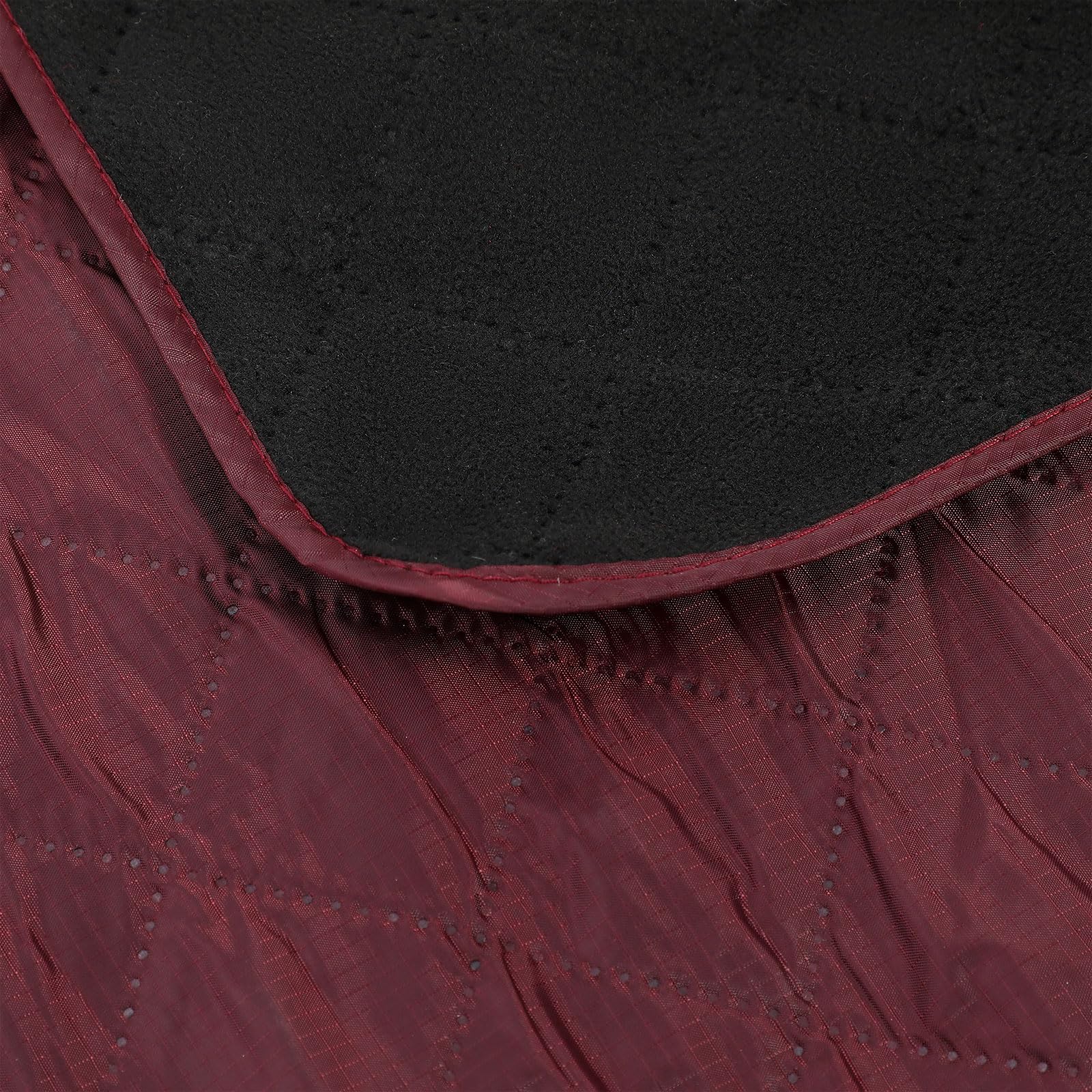 Tranqun 2 Pcs Large Waterproof Outdoor Blanket 78 x 55'' Windproof Blanket Quilted Waterproof Fleece Sandproof Foldable Warm Stadium Blankets for Camping Picnic Sporting Event Cold Weather(Dark Red)