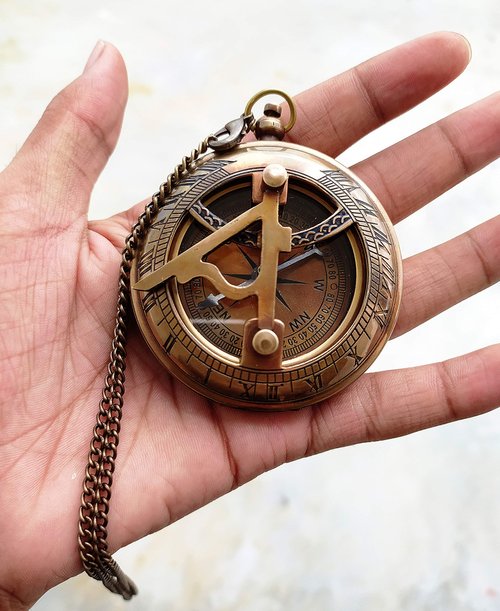 Engraved Brass Sundial Compass Gift for Men with Leather Case – Pocket Compass for Adventure, Travel, Hiking, Camping – Graduation, Baptism, Confirmation Gift for Him