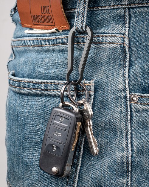 FEGVE Titanium Carabiner Keychain Clip, Small Key Holder Clip, Anti-Lost Quick Release Hook for Keys
