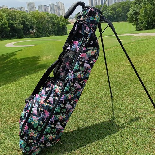 GREEN ACTION Sunday Golf Bag with Strap & Stand, Lightweight Golf Stand Bags with Two-Way Divider/Cooler Pocket, Golf Club Bags Holds 5-6 Clubs for Driving Range, Par 3 and Standard Courses Men Women