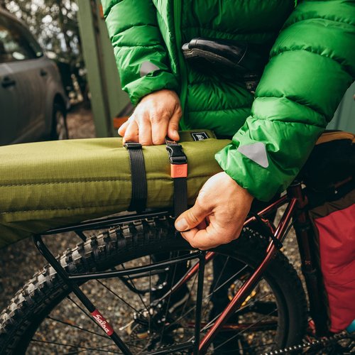 GEAR AID Utility Straps with Side-Release Buckle, Secure and Compress Camping, Biking, Hunting, Boating Gear, 1" Width, 24" Length