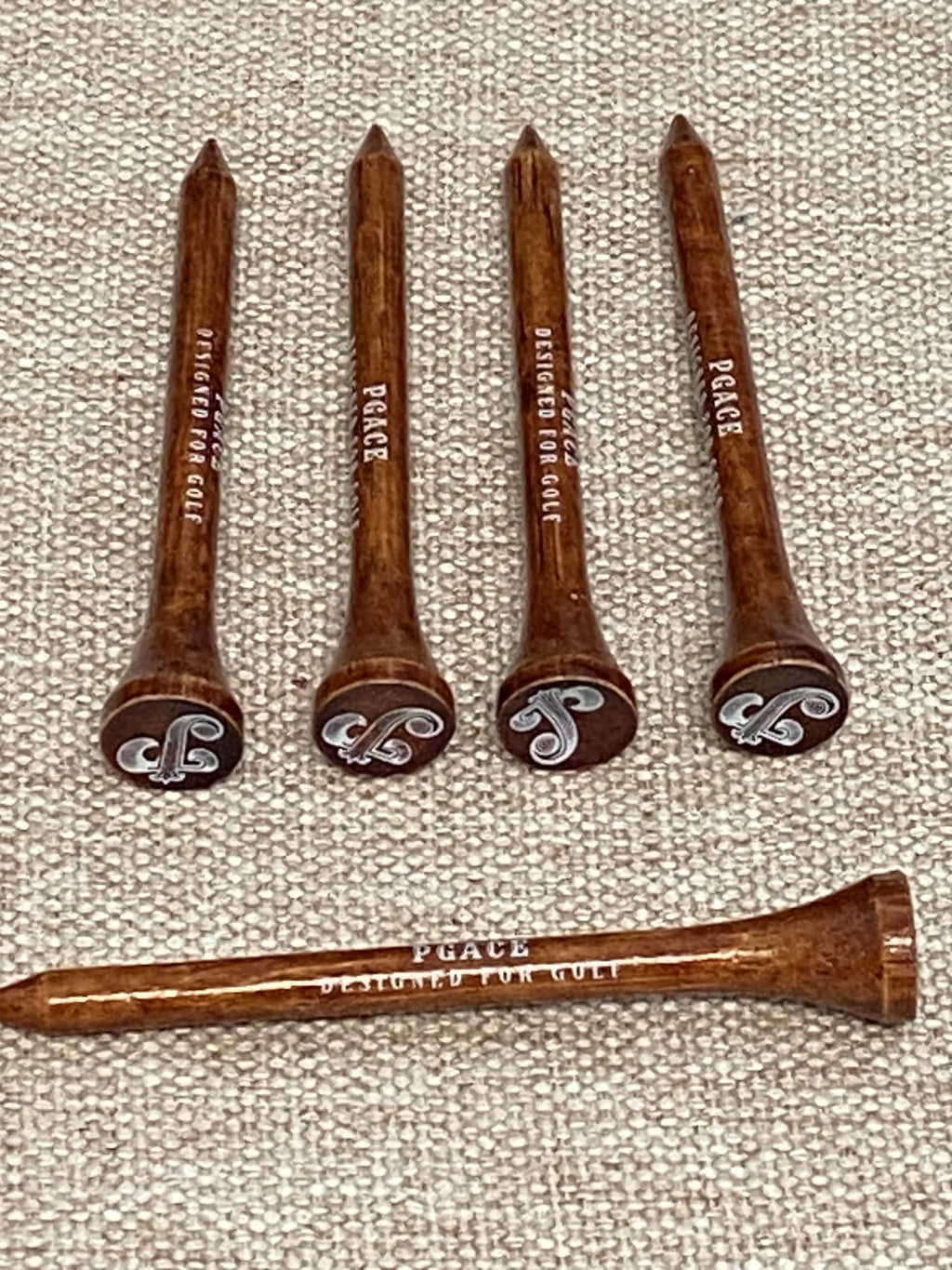 PGACE Golf TEES Bamboo Golf Tees 2-3/4 Inch (70mm) | a Pack of 100 Units of Smooth Low Friction Bamboo Golf Tees | Extra Durable | Stronger Than Wood Golf Tees | Biodegradable