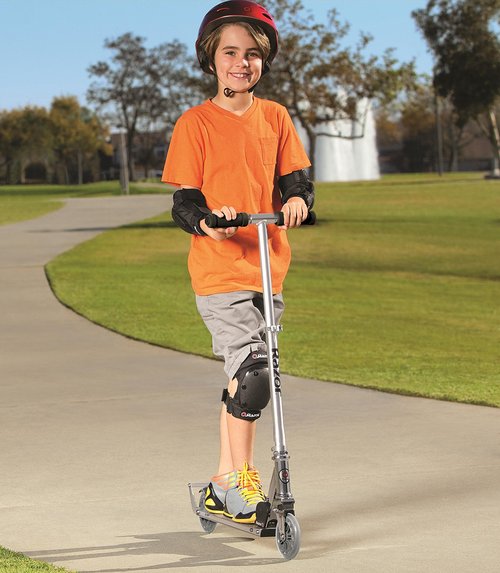 Razor A3 Kick Scooter for Kids - Larger Wheels, Front Suspension, Wheelie Bar, Lightweight, Foldable, and Adjustable Handlebars