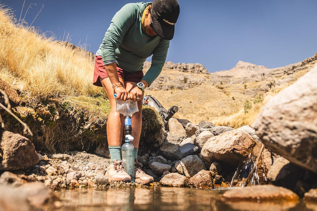 Sawyer Squeeze Water Filtration System - Cnoc 2L Premium Bladder - Clear & Portable Solution