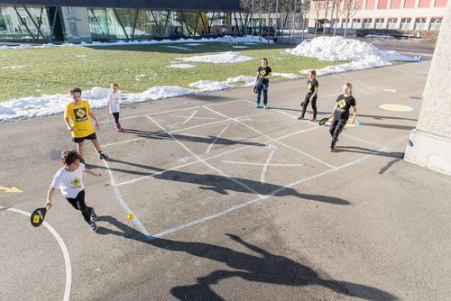 Street Racket 24 Player Racket Set - The Most Versatile, Fun and Easy Racket Game for in- and Outdoors - Free APP Included, Black/Yellow