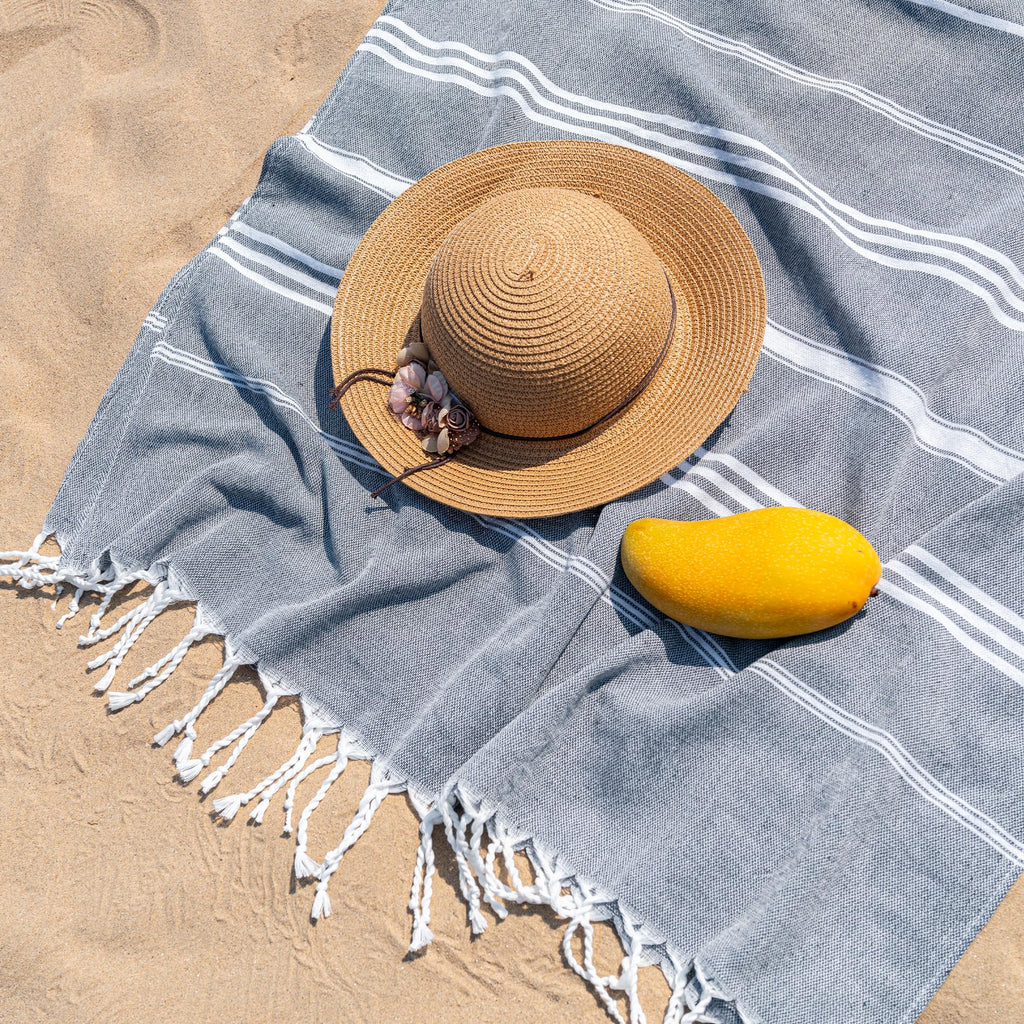 Aegero Turkish Beach Towel, 36"x71" Quick Dry Sand Free Oversized Bath Pool Swim Towel, Lightweight Travel Turkish Towels Vacation Essentials, Rose red