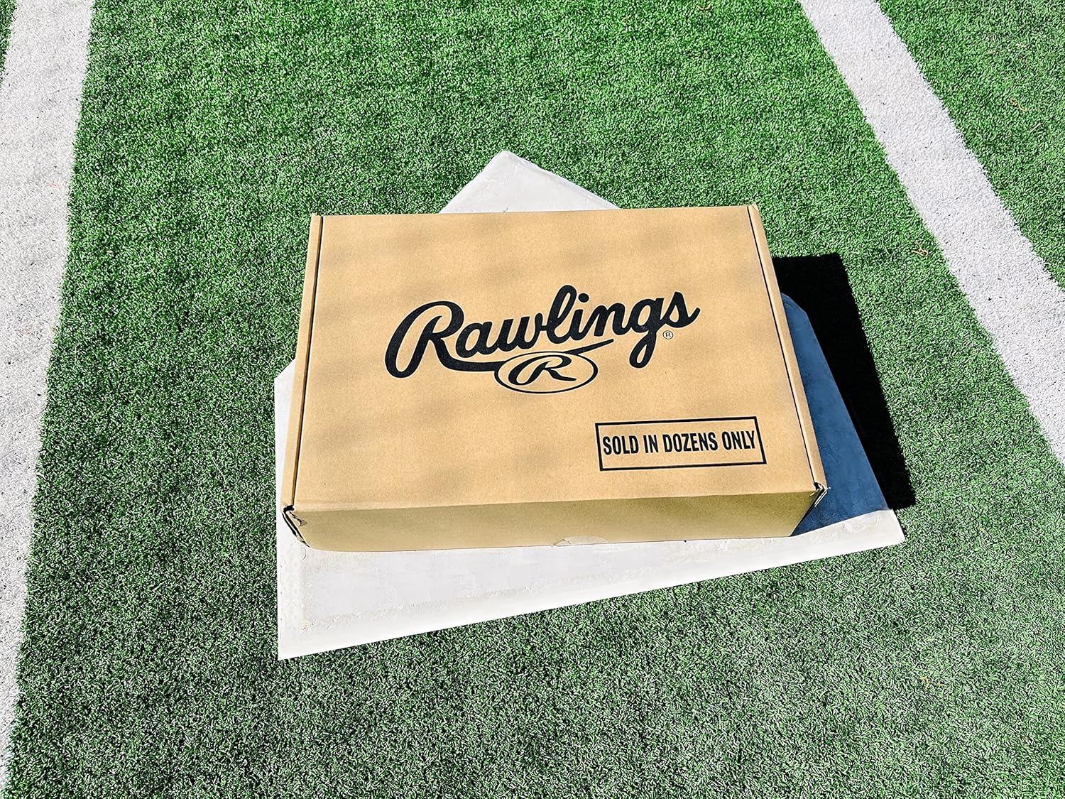 Rawlings Official League Baseballs - Competition Grade ROLB1 | Youth/14U | 12 Count for Game & Practice